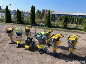 Inchiriez mai compactor - imagine 2