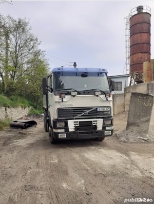 Vand camion Volvo basculabil  - imagine 7