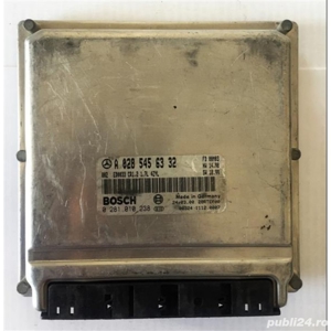 Calculator motor ecu Mercedes A0285456332 0281010238 CR12