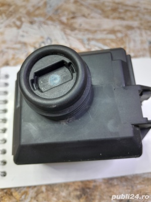 Contact mercedes A 212 905 69 01.Q 02 