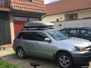 Vând Mitsubisishi outlander  4x4 permanent din 2004 - imagine 3