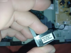 Dezmembrez tv Samsung ue22k5000 - imagine 3