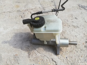 pompa frana cu vas vw golf 5 1.6 benzina