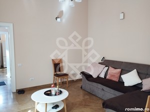 Apartament ultracentral cu 2 camere de vanzare in Oradea - imagine 6