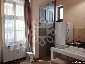 Apartament ultracentral cu 2 camere de vanzare in Oradea - imagine 9