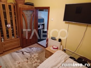 Apartament la casa de vanzare 3 camere terasa pivnita Orasul de Jos - imagine 5