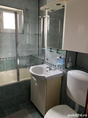 Apartament 3 camere decomandat zona Vasile Aaron - imagine 14