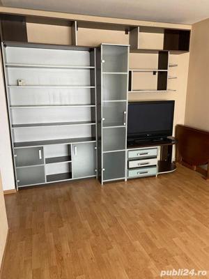 Apartament 3 camere decomandat zona Vasile Aaron - imagine 3