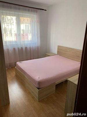 Apartament 3 camere decomandat zona Vasile Aaron - imagine 7