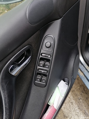 Vând Seat Leon 1.6 benzină  - imagine 6 Vând Seat Leon 1.6 benzină  - imagine 6