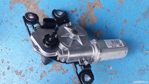 Motoras haion  cod 5E5955711 Skoda Octavia 3 model 2016 - imagine 3