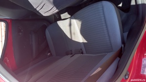 Vand masina impecabila Toyota Aygo 8.200 km rulati  an 2020 - imagine 5