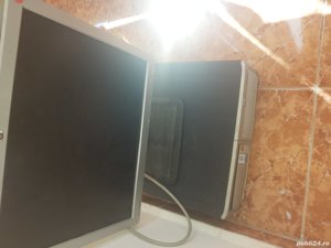 calculator cu monitor