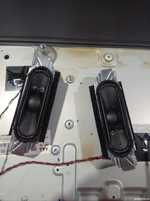 set 2 difuzoare 378g0110567yem 6ohm 11w de pe tv Philips 43pft4112/12