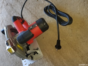 Vând circular 1400w,190mm,nou!Cu laser pt precizie! - imagine 2