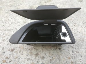 scrumiera spate vw golf 5 coupe - imagine 2