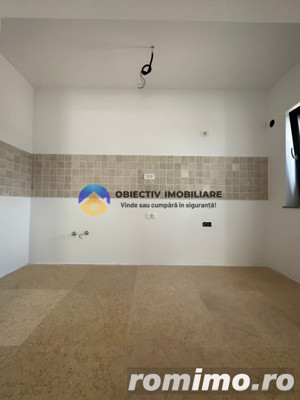 Apartament 3 camere + living 92 mp PRECISTA - imagine 5