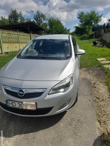 Opel astra j  - imagine 4