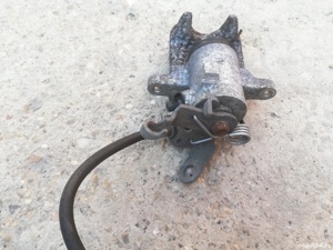 etrier dreapta spate vw golf 5 - imagine 4