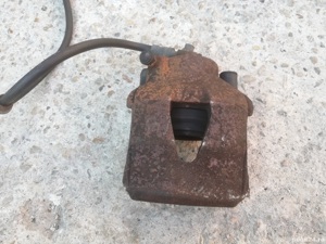 etrier fata stanga dreapta vw golf 5 - imagine 2