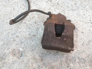 etrier fata stanga dreapta vw golf 5 - imagine 6