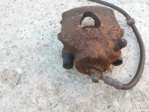 etrier fata stanga dreapta vw golf 5 - imagine 4