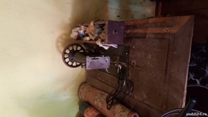 Vând mașină de cusut Singer - imagine 2