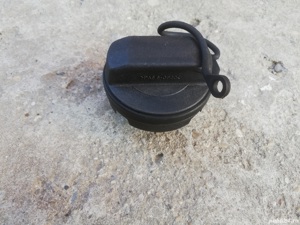 buson rezervor vw golf 5  - imagine 3