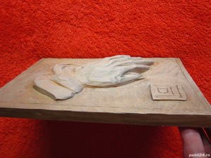 cadou rar Maini de rugaciune sculptura lemn colectie Durer Germania 1969 - imagine 7