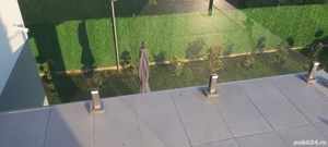 Vând sticlă securizată 3.90x0,95 m de 1 cm grosime cu suporti ideala pt terasa interioara exterioara