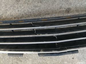 Grila din bara Opel Astra H facelift 200 lei  - imagine 3