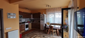 Apartament in villa - imagine 5