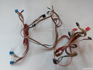 Cabluri, diferite modele, conectare  PC - computer