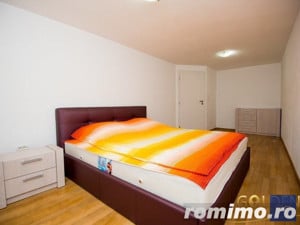 Apartament  B-dul Revolutiei, cladire perioada interbelica - imagine 2