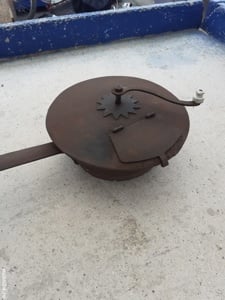 Prajitor de cafea,din 1930,cu manivela