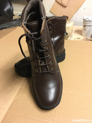 Bocanci militari maro