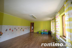 Casa 310 mp cu teren 570 mp Piata Cluj - imagine 14