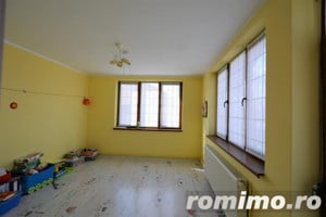 Casa 310 mp cu teren 570 mp Piata Cluj - imagine 17