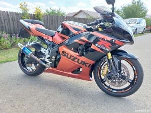 Suzuki GSX 1000 R - imagine 4