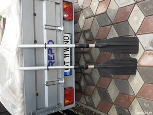 Motor  barcă 25 cai la bătă.2 văsle .3 veste  de salvare pt. barcă . - imagine 3