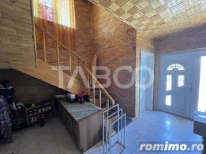 Casa de vanzare 5 camere D+P+1E 250 mpu terasa zona Cetate Alba Iulia - imagine 14