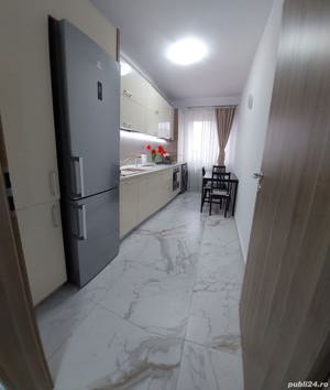 Vand apartament 2 camere  - imagine 7