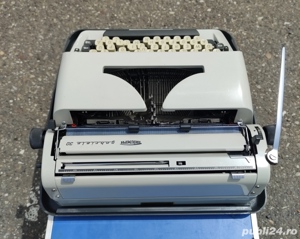 Mașină de scris TRIUMPH la superpreț!