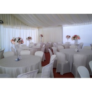 Cort alb echipat pentru evenimente, deschidere 6m, module x3m, capacitati x18mp