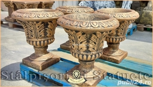 Vază ornament stejar cu picior, arămiu patinat, model V3.