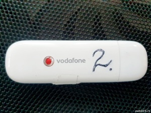 Modem USB GSM SIM 3G portabil, decodat, Huawei k3565 rev2 slot card SD, se poate folosi ca si stick