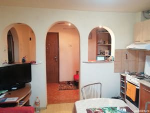 Apartament 2 camere de vanzare  - imagine 3