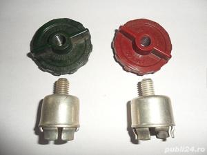 Set complet, + si - , borne NOI baterie originale frantuzesti marca "Arelco" Dacia 1300 , 1969-1972 - imagine 2