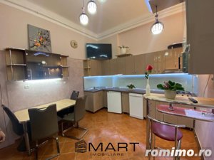 Apartament la casa 3 camere semidecomandat, zona centrala