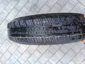 Anvelopa rezerva 